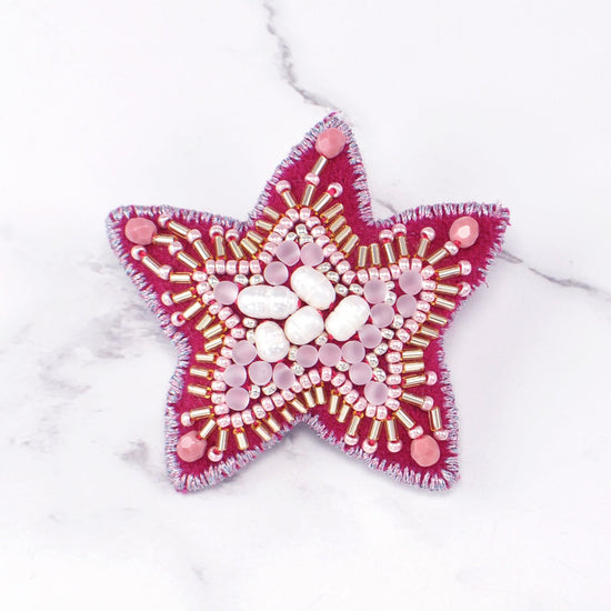 Very light star brooch, happy feeling 4