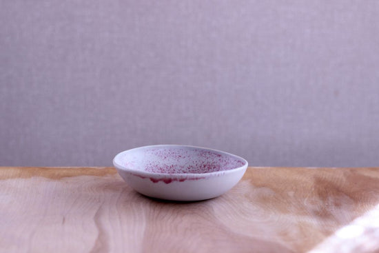 deep dish (dish with a high rim)