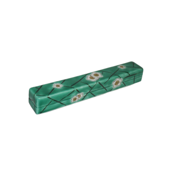 [Eisyou] Paperweight with design of plum blossoms in ice crack (large)