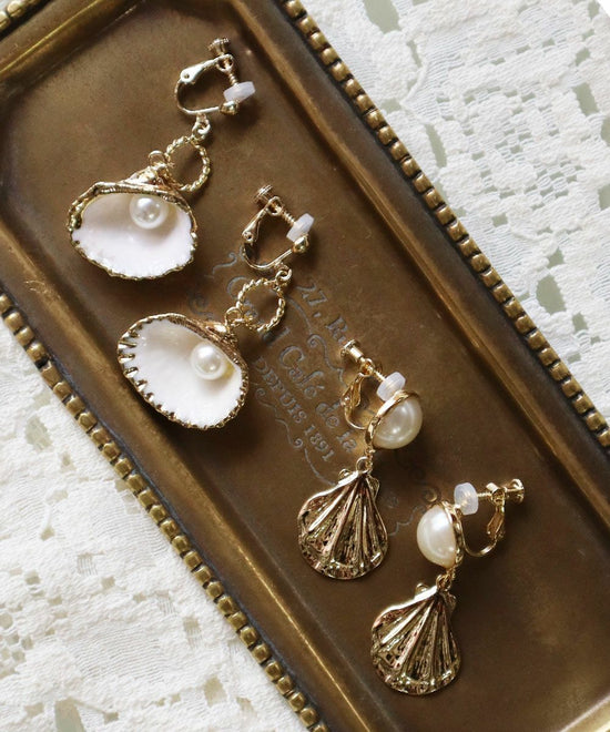 Shell motif clip-on Earrings