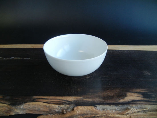 White Porcelain Flat Vessel used for serving rice