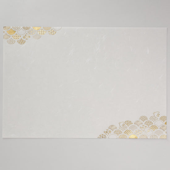 Foil-stamped paper for a meal [komon aokaiha].