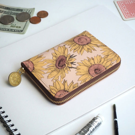 Round Zipper Compact Wallet (Sunflower) Cowhide