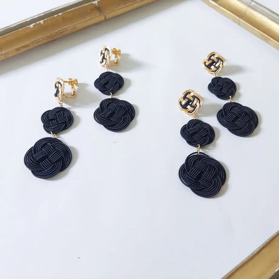 Awajimusubi Plate Pierced earrings / Clip-on earrings