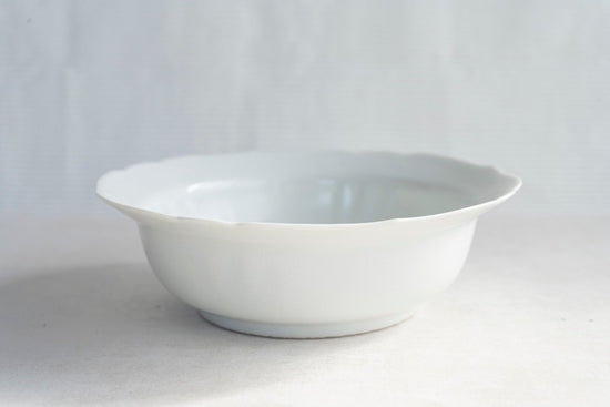 White Porcelain Uchikomi Kabuto Bowl