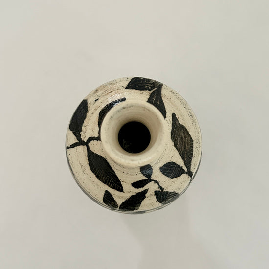 Single flower vase (one of a kind) FB-010~WB