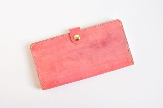 Country red No.84 (long wallet with two folds)