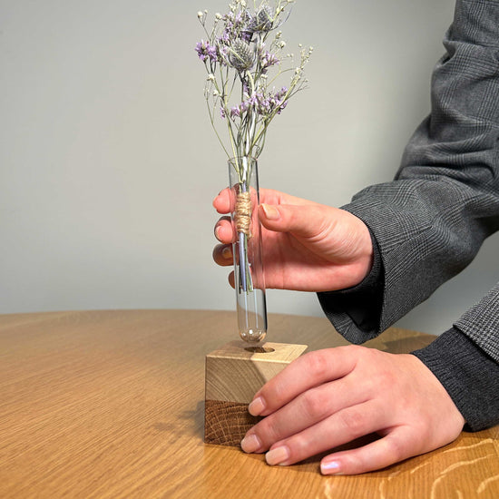 [Trial sample] Hida no Mori, small wooden vase for a single flower [MOKURIN].