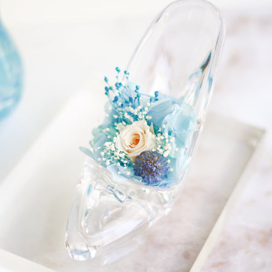 Flower arrangement - glass slipper <blue