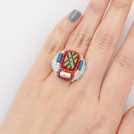 Chatty ring 33 free size beaded embroidery ring blue red colorful multicolor