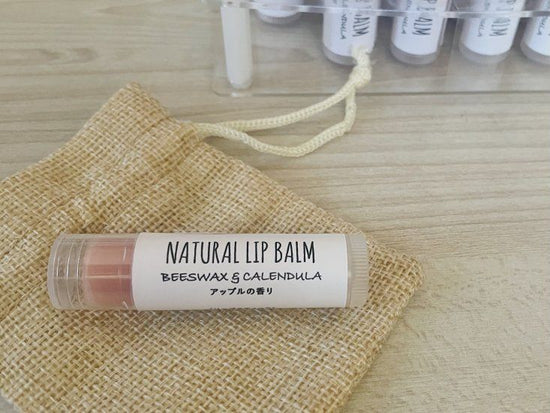 Natural Lip Balm (Apple Scent) 5g / with Chamomile & Calendula Flower Extract