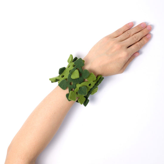 Leaf Bracelet: Zigzag [Felt]