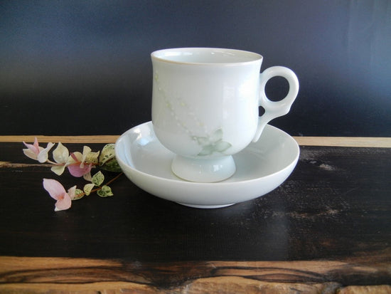 Coffee Bowl with Design of Flowers on High Legs