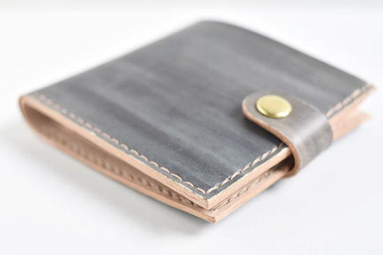 the Black No.59 (Bifold wallet with hook)