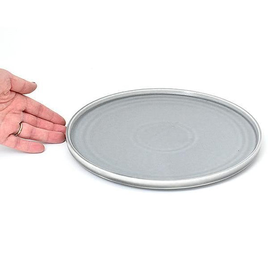 Gray Flat 23cm Round Plate, Grayish Western Tableware, Round Plate, Made in Japan, Minoyaki, Stylish, Modern