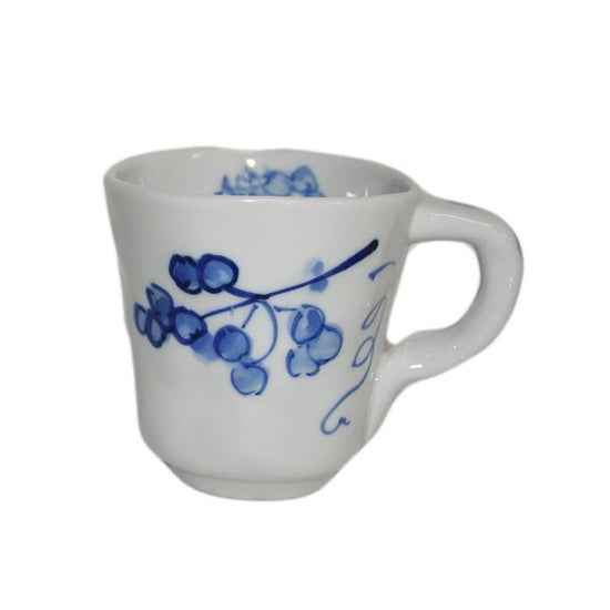[Eisyou] Hand-decorated mug with a design of a mountain backdrop