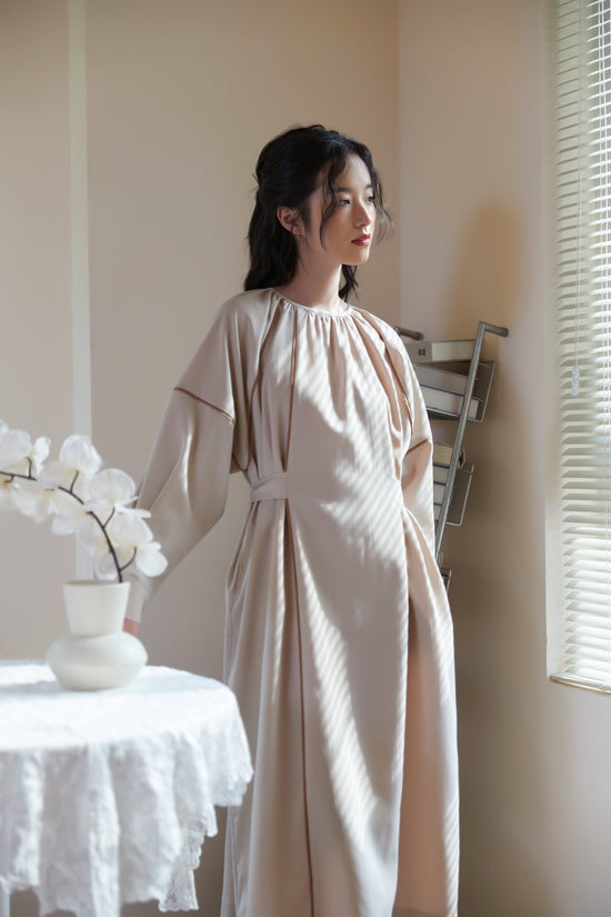 Long-sleeved Gathered Dress with Piping Detail Belt