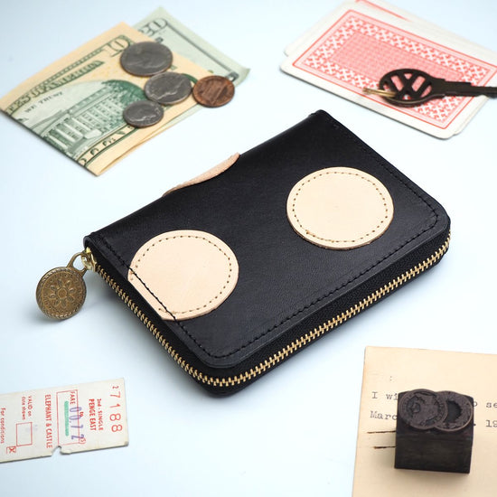 Round Zipper Compact Wallet with Polka Dot Patchwork / Black Cowhide