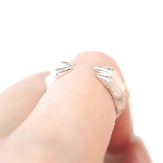 T-rex Claw Ring