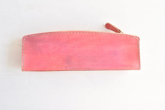 Country red No.82 (pen case with zipper)