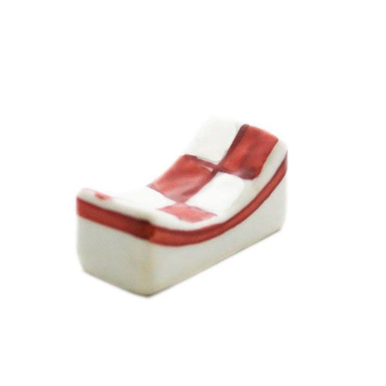 [Eisyou] Chopstick rest with checkered pattern (red)