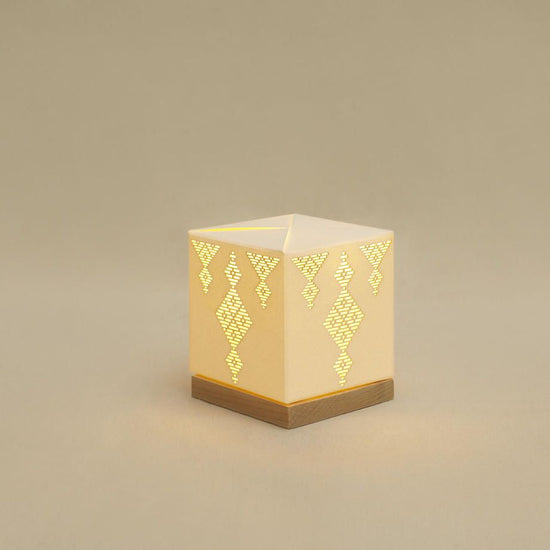[Chandelier] Glowing Kogin Table Lamp