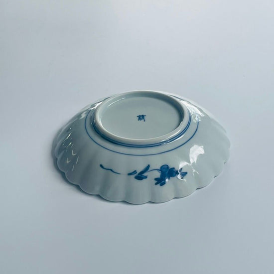 [Moe Kiln] 5" plate, brocade design in overglaze enamels