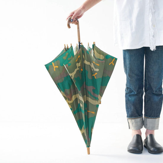 Large umbrella "camouflage