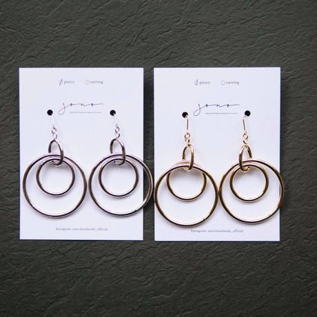 Triple circle Pierced earrings/Clip-on earrings