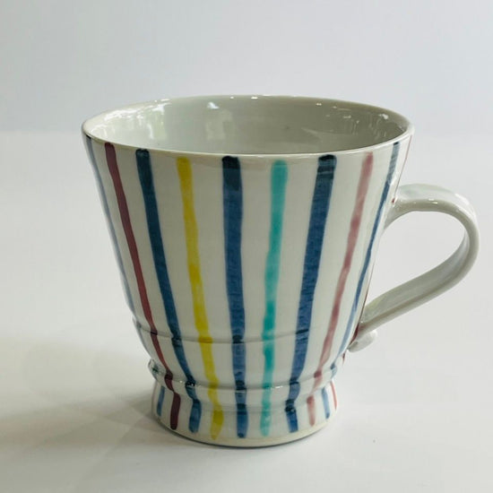 [Tetsuo Tada] Kururi mug with design of colored deciduous grasses