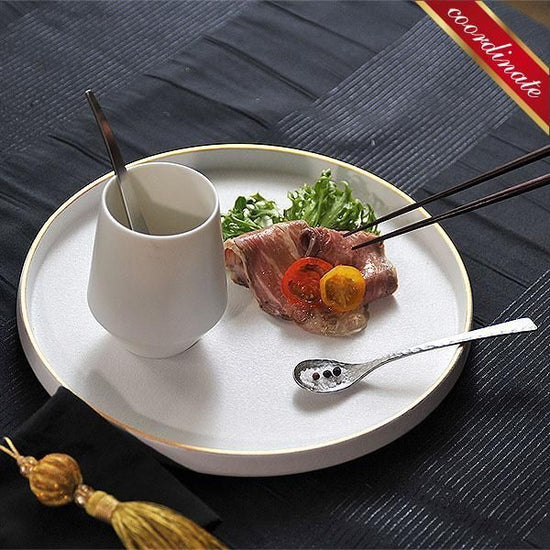 Fuchi Kinshiro Matte Kiridate 24cm Dish, white type, Japanese tableware, round medium dish, made in Japan, Minoyaki, stylish, modern.