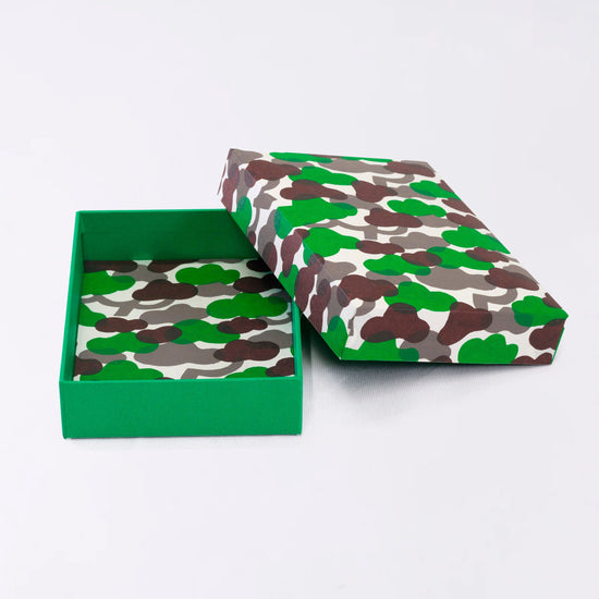 Kyoto Hand-dyed Japanese paper, small container (pine)