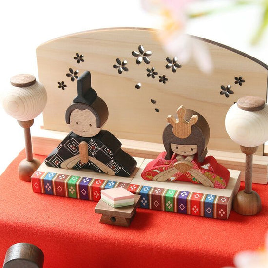 Hina dolls made of wood and Japanese paper