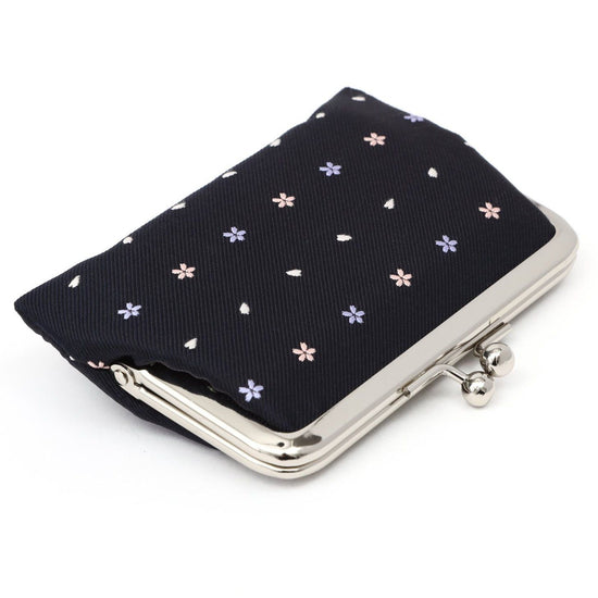 Nishijin silk gusset coin purse/card case 15. Sakura (cherry blossom pattern) M