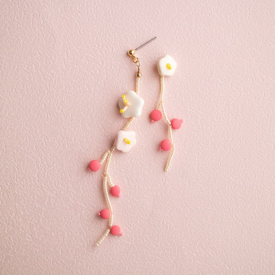 enogu -botanic- plum type-b [Pierced earrings/Clip-on earrings].