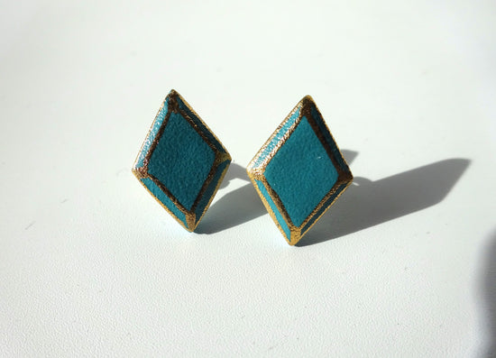 Jewel Cut Pierced Earrings / Clip-on Earrings Hishigata Turquoise Color