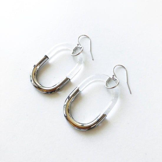 Platinum Chain Pierced earrings / Clip-on earrings