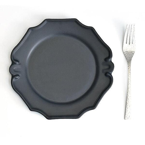 Depre Motif Plate Black, Black Type, Western Tableware, Deformed Plate, Made in Japan, Minoyaki