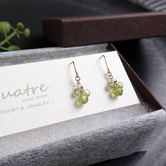 페리도트 피어싱 이어링 콰트르