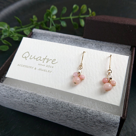 핑크 오팔 피어싱 이어링 콰트르