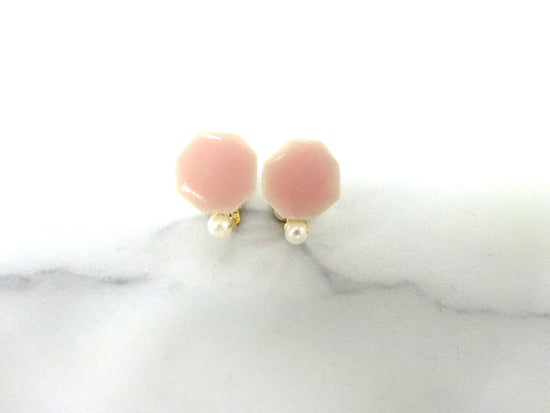 Small octagonal and small freshwater pearl ceramic pierce/earring (pink)