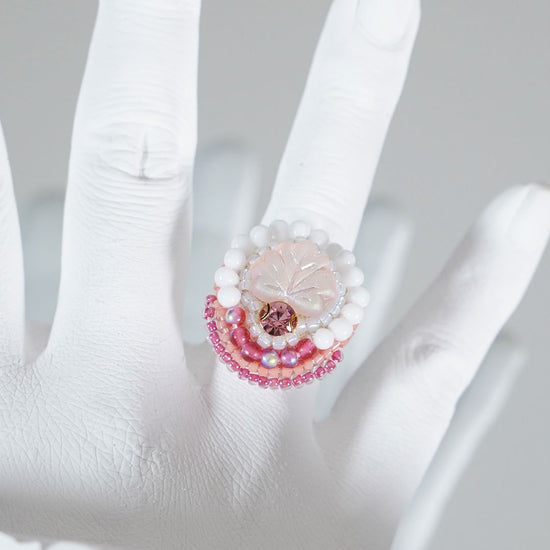 Chatty ring 87 free size bead embroidery ring white pink