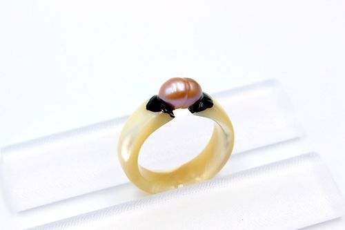 Pearl Shell Ring - Yako