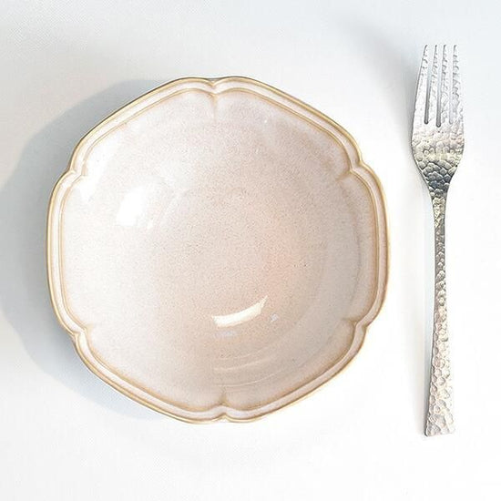 Ange 17cm shallow bowl, white type, Western tableware, round bowl, made in Japan, Minoyaki, stylish.