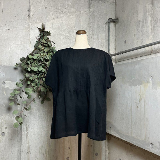 [Made to Order] French Linen Pintucked Blouse