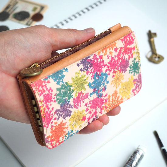 Key Case with Wide Zipper Pocket (Vivid Lace Flower) Cowhide Women and Men