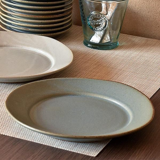 Wide Rim Gray 19cm Round Plate, Grayish Western Tableware, Modified Plate, Made in Japan, Minoyaki, Cafe Style, Stylish, Modern