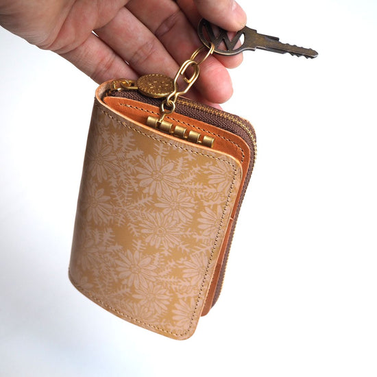 Key Wallet [ Mini Wallet + Key Case ] (Daisy) Cowhide All Leather Compact
