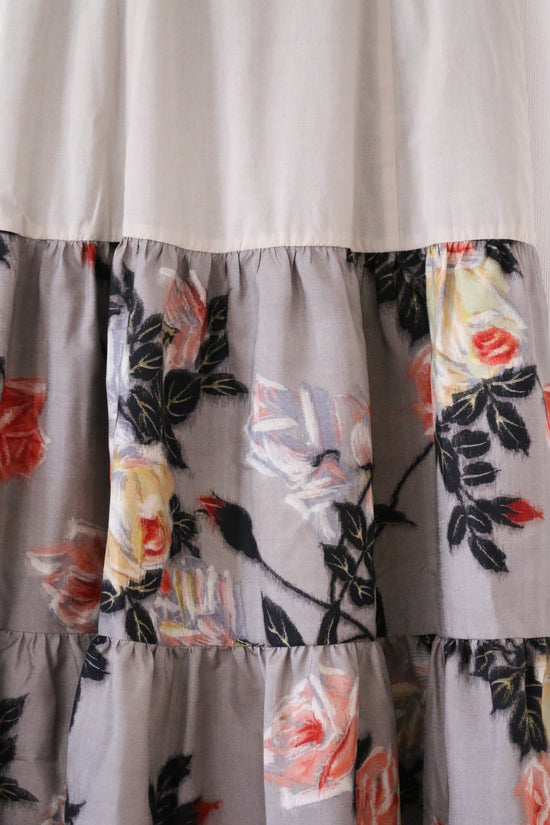 Roses -Meisen Teered Skirt Beige- (Japanese only)