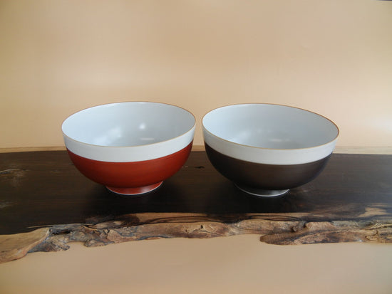 Red and black colored noodle bowl (white porcelain)